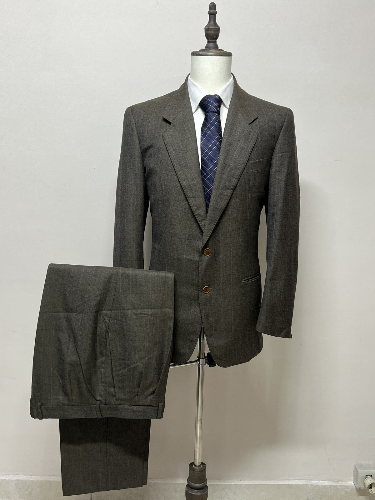 Loro Piana Abito Uomo Marrone in Lana Gessato – Taglia 52