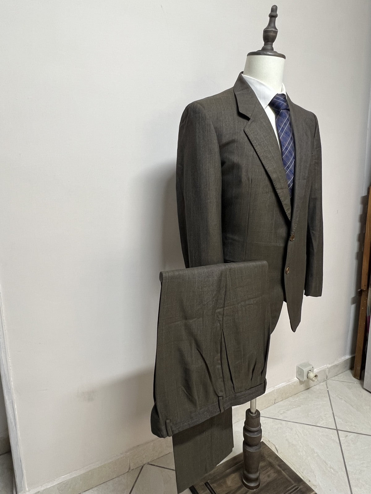 Loro Piana Abito Uomo Marrone in Lana Gessato – Taglia 52