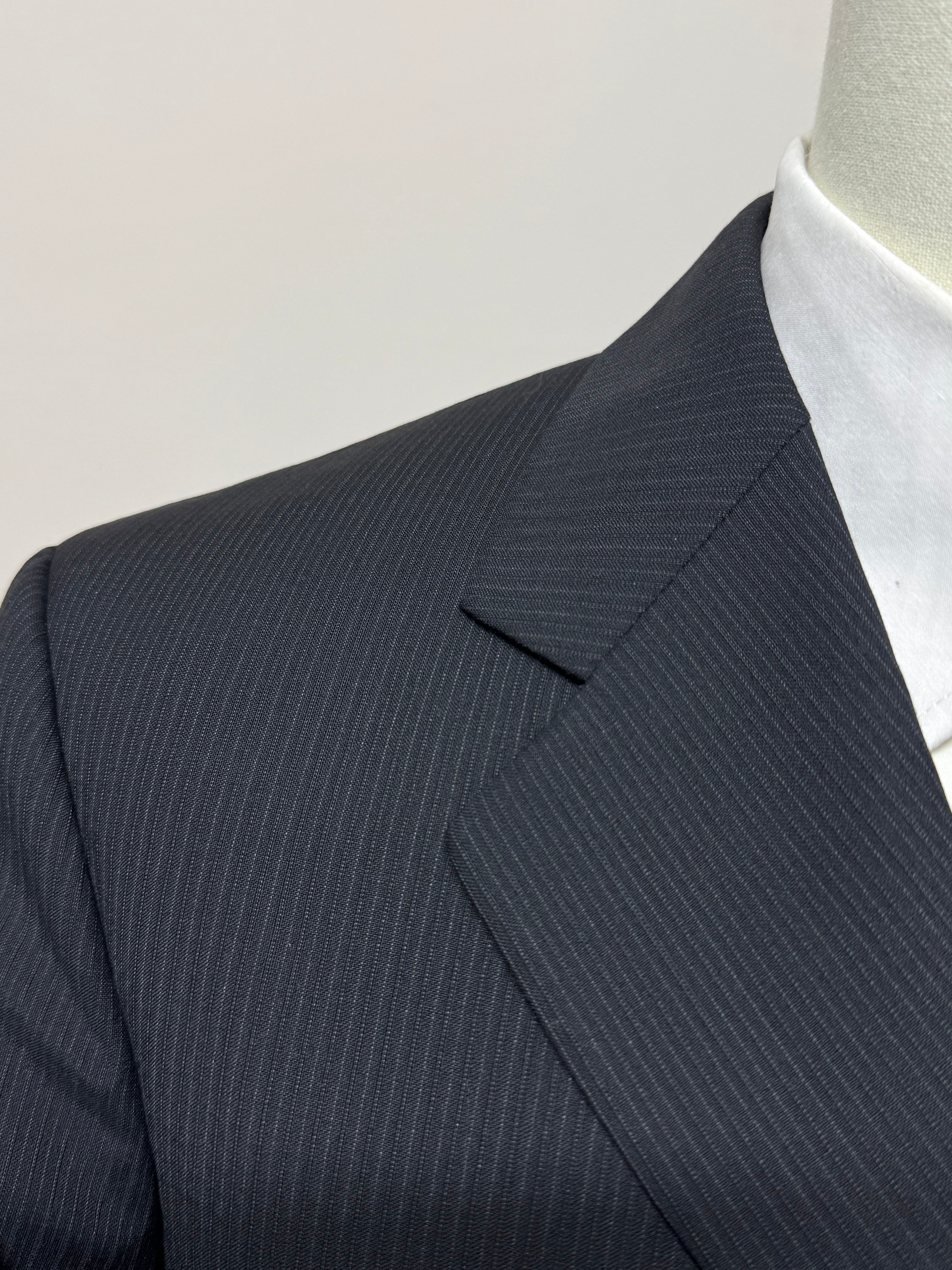 Armani Collezioni Giacca Uomo Nera Gessata Elegante Taglia 52 Made in Italy
